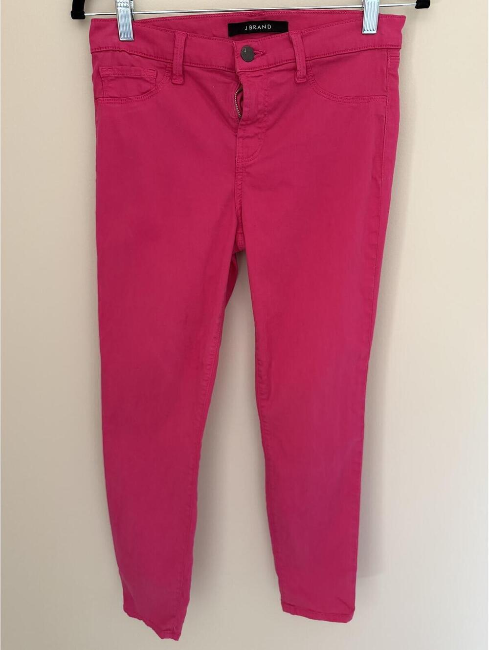 J Brand 9”Rise Lyocell Cotton Elastane 28 SOFT Cropped Pants in hot pink